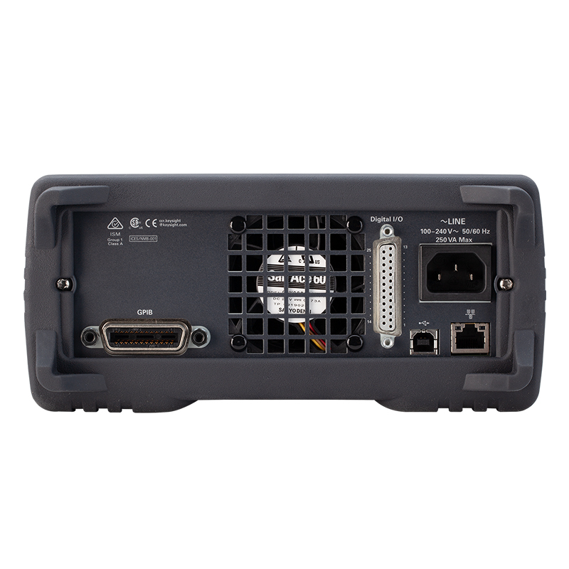 B2911B 精密型源表模块,1 通道,10 fA 分辨率,210 V,3 A 直流 / 10.5 A 脉冲