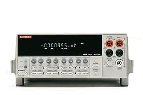 Keithley 2010 系列：配有扫描功能的 7&frac12; 位万用表